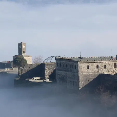 Braja House Gjirokastër