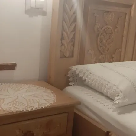 Braja House Gæstehus Gjirokastër